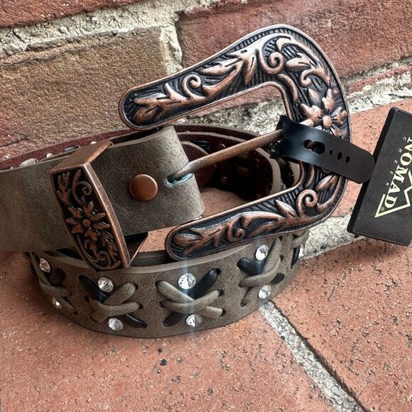 Nomad Western Leather Criss Cross Studded Belt Floral Buckle Brown Medium NEW main image 5